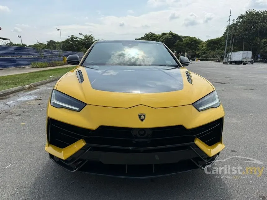 2023 Lamborghini Urus Performante SUV