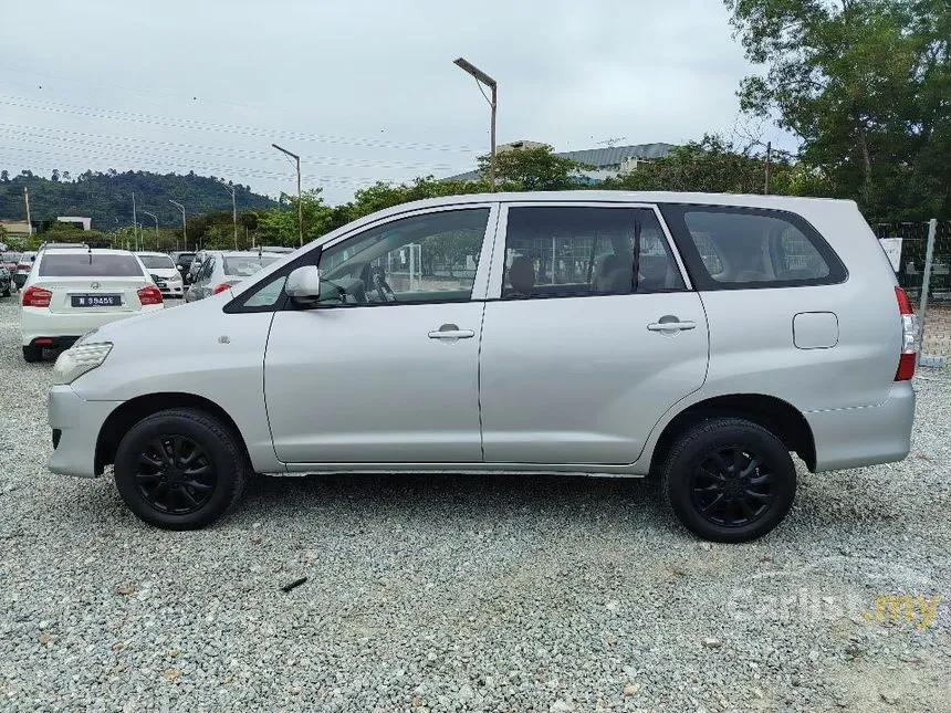 2016 Toyota Innova E MPV