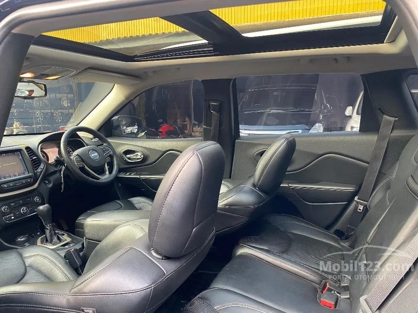 2015 Jeep Grand Cherokee Limited SUV