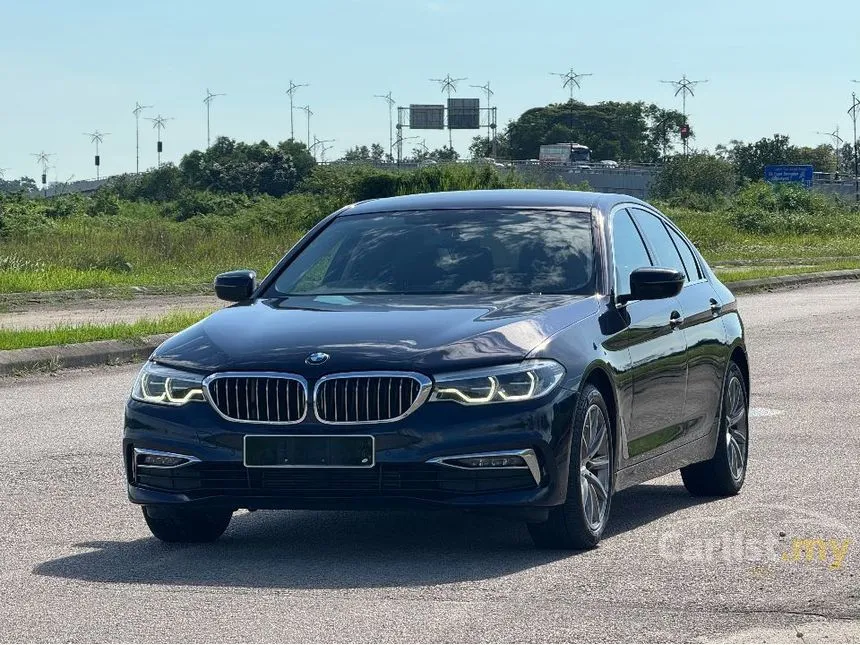 2020 BMW 520i Luxury Sedan