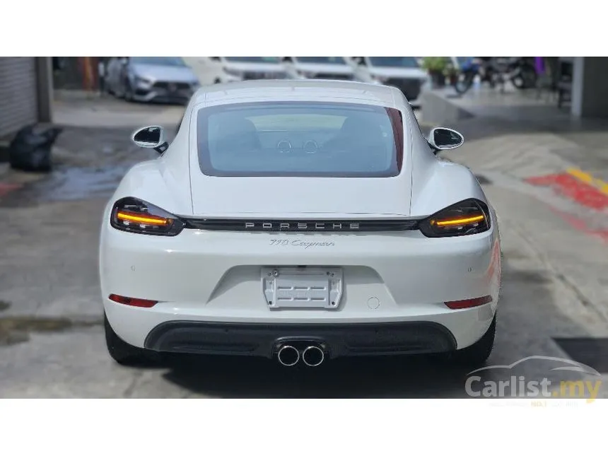2022 Porsche 718 Cayman Coupe