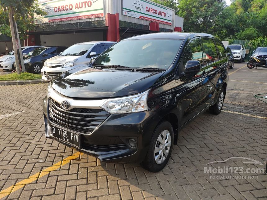 Jual Mobil  Toyota Avanza  2021 E 1 3 di Banten  Automatic 