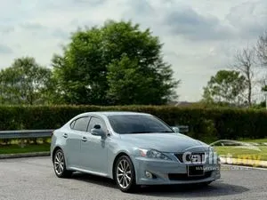 2009 Lexus IS 250 2.5 Luxury Sedan
