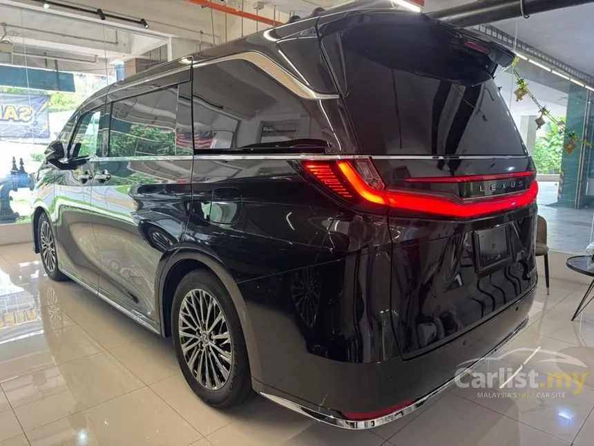 2024 Lexus LM 500h 4 Seater MPV