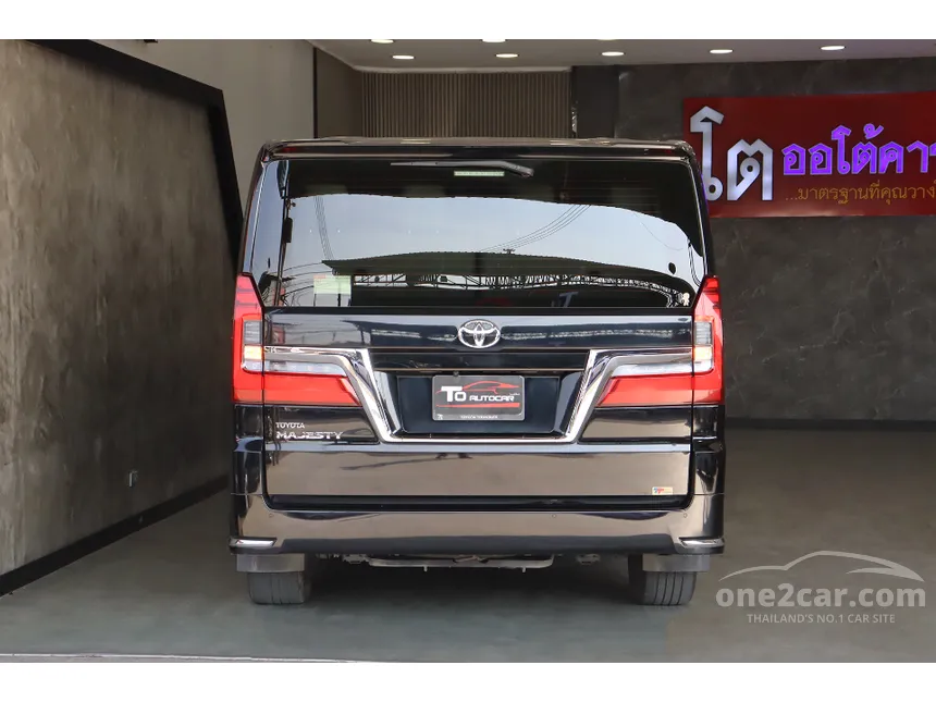 2019 Toyota Majesty Standard Van