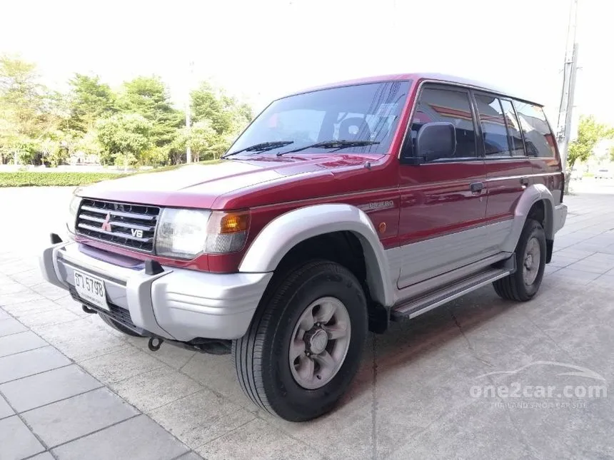 1994 Mitsubishi PAJERO GLS SUV