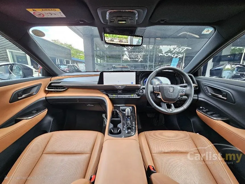 2024 Toyota Crown Sport Z PHEV SUV