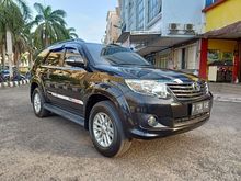 Toyota Fortuner 2.7 G Luxury AT 2012 Hitam