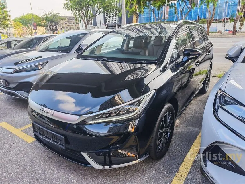 2025 BYD M6 Extended Range MPV