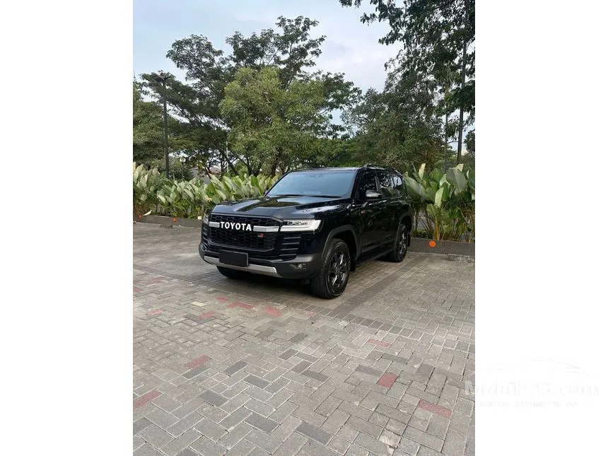 2023 Toyota Land Cruiser 300 GR-S SUV