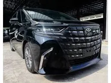 2025 Toyota Alphard 2.5 Z 7-Seater MPV/Advanced Park & Drive Assist/Sunroof/SideStep/Dim