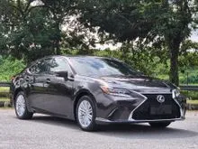 2014 Lexus ES 250 2.5 Luxury Facelift (A) Convert / Accident Free / Guarantee No Flood /3 Yrs Warranty