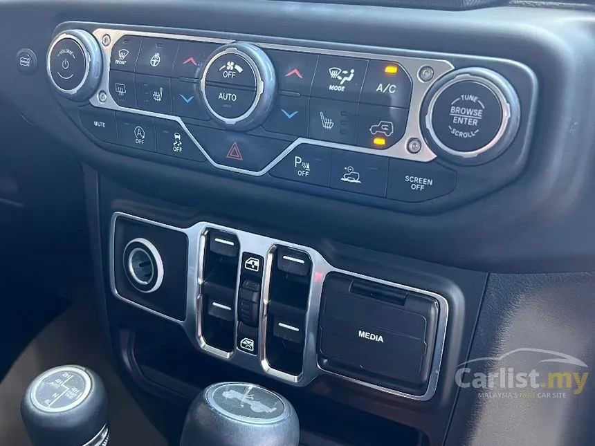 2021 Jeep Wrangler Unlimited Sahara SUV