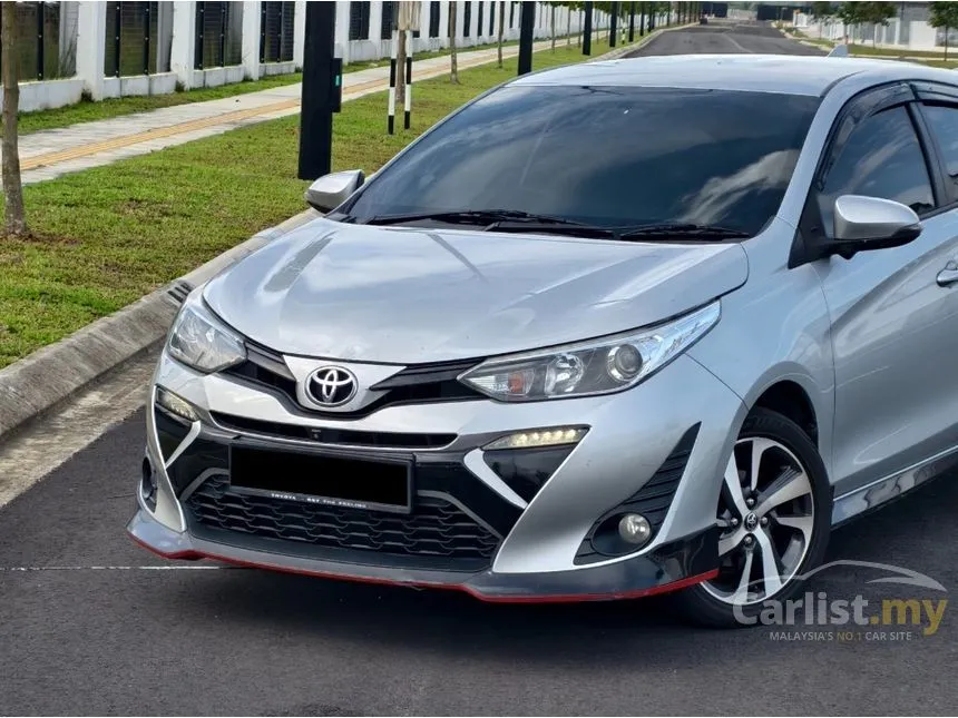 2020 Toyota Yaris E Hatchback