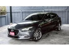 2017 Mazda 3 2.0 (ปี 14-18) S Sports Hatchback