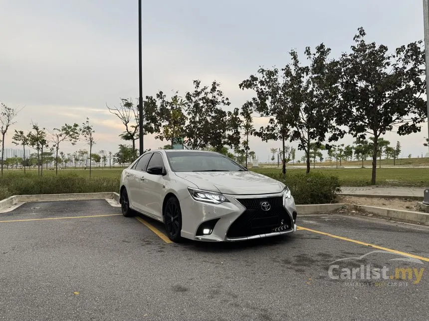 2014 Toyota Camry V Sedan