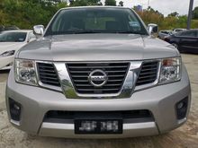 2014 Nissan Navara 2.5 LE Pickup Truck