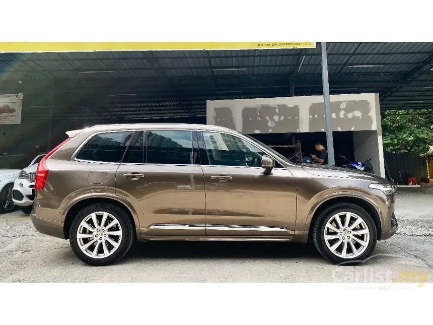 2016 Volvo XC90 T8 Twin Engine SUV