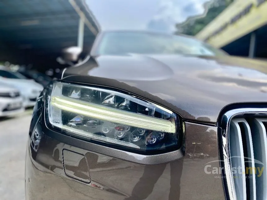2016 Volvo XC90 T8 Twin Engine SUV
