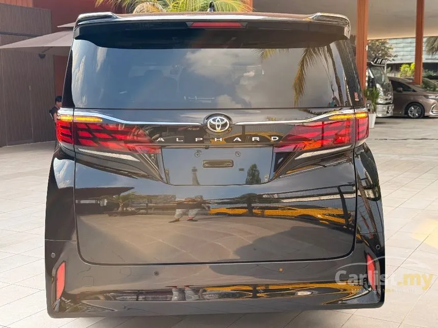 2024 Toyota Alphard Z 7-Seater MPV
