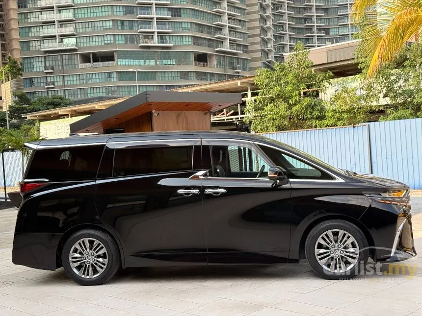 2024 Toyota Alphard Z 7-Seater MPV