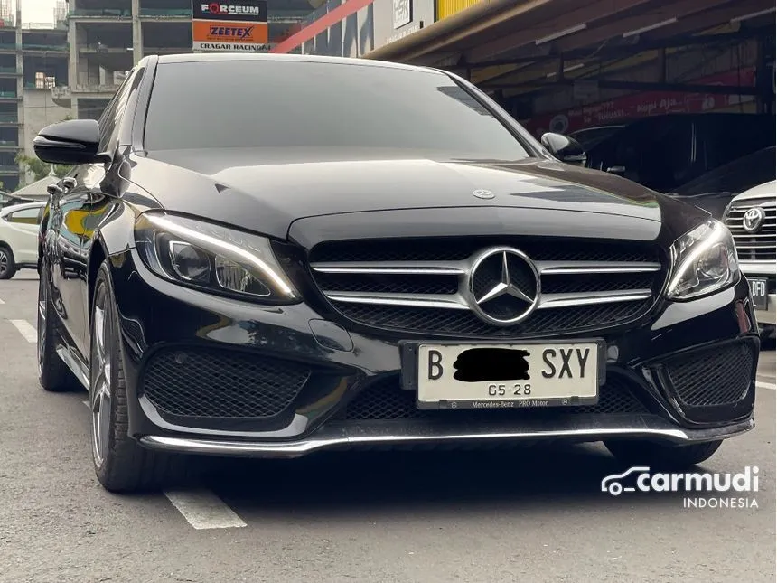 2018 Mercedes-Benz C200 AMG Sedan