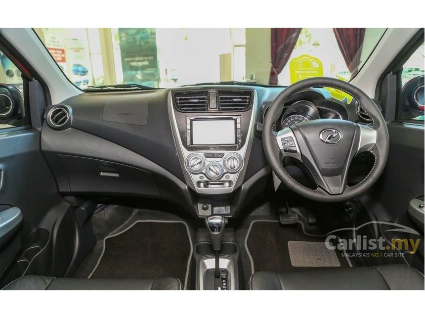 Perodua AXIA 2017 G 1.0 in Johor Automatic Hatchback Red 