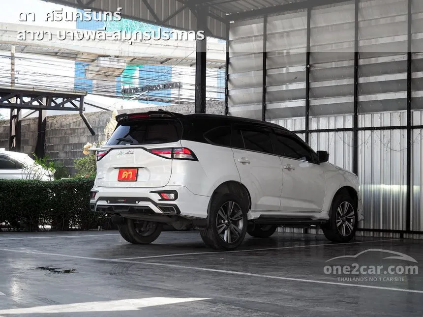 2022 Isuzu MU-X Ultimate SUV