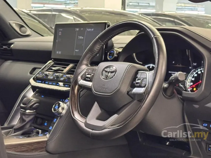 2023 Toyota Land Cruiser J300 ZX Modellista 7 Seater SUV