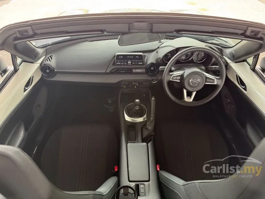 2023 Mazda Roadster 990S Convertible