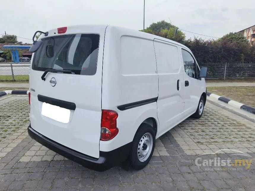 2023 Nissan NV200 Panel Van