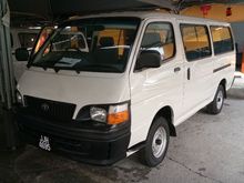 2005 Toyota Hiace 3.0 Window Van