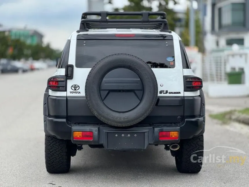 2013 Toyota FJ Cruiser SUV