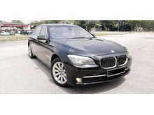 2011 BMW 730Li 3.0 (A) VACUUM DOOR POWER BOOT