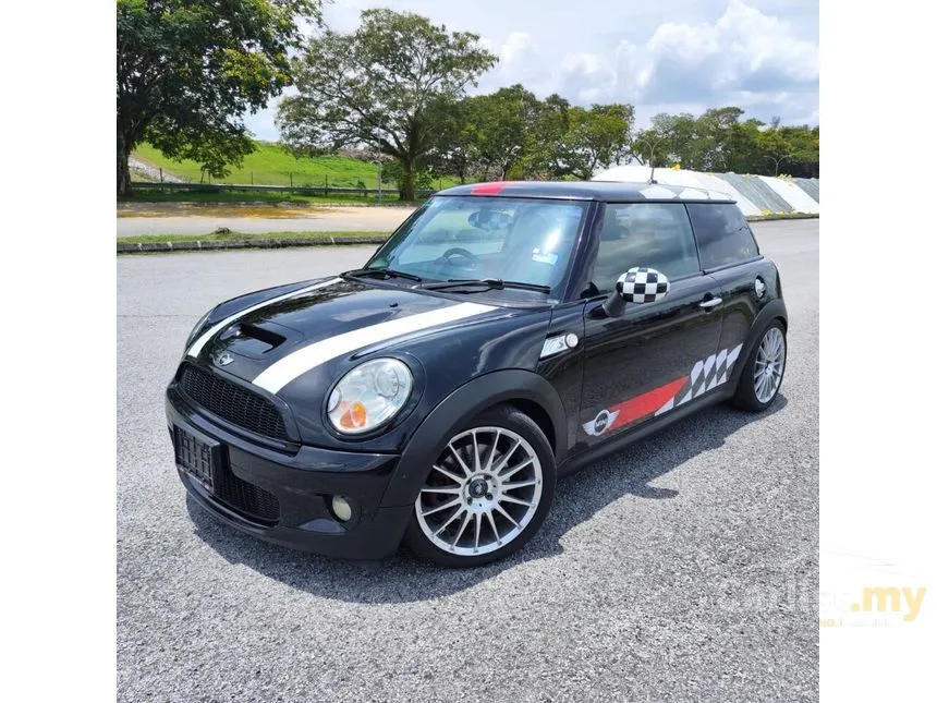 2010 MINI Cooper S Hatchback