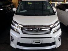 2013 Toyota Vellfire 2.4 Z Golden Eyes 2