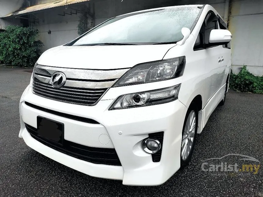 2013 Toyota Vellfire Z MPV