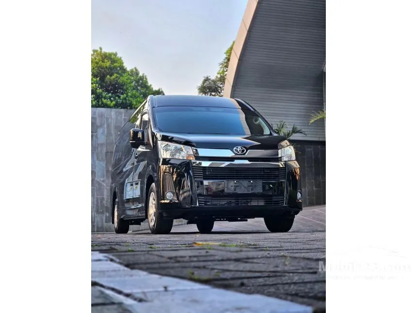 2026 Toyota Hiace Premio Van