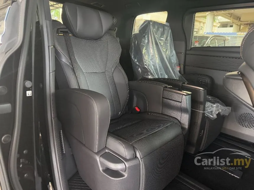 2023 Toyota Alphard Z MPV