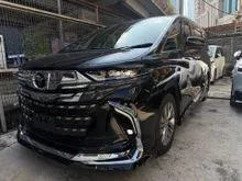 2023 Toyota Alphard 2.5 Z SUNROOF BODYKIT  (PROMOTION PRICE) HUD , 360 CAMERA ,PILOT SEATS ,FULL LEATHER ,BSM , ,APPLE CAR PLAY ,3 POWER DOOR UNREG
