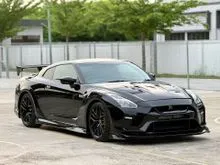 2008/2010 Nissan GT-R R35 3.8 Black Edition (A) Stage 2, Carbon Steering, Full Titanium Exhaust, Varis Full Bodykits, GTR Logo on Headrest, New Faceli