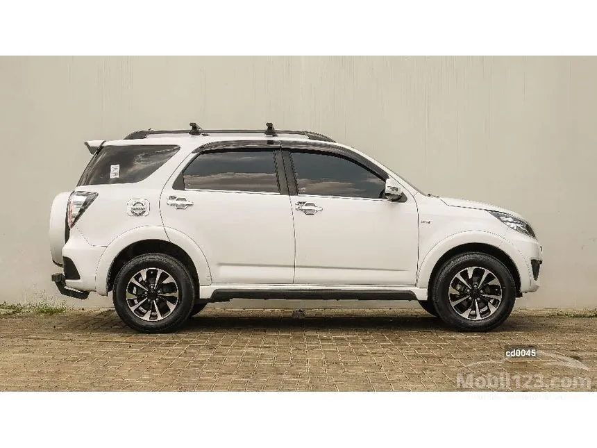 2017 Daihatsu Terios R SUV