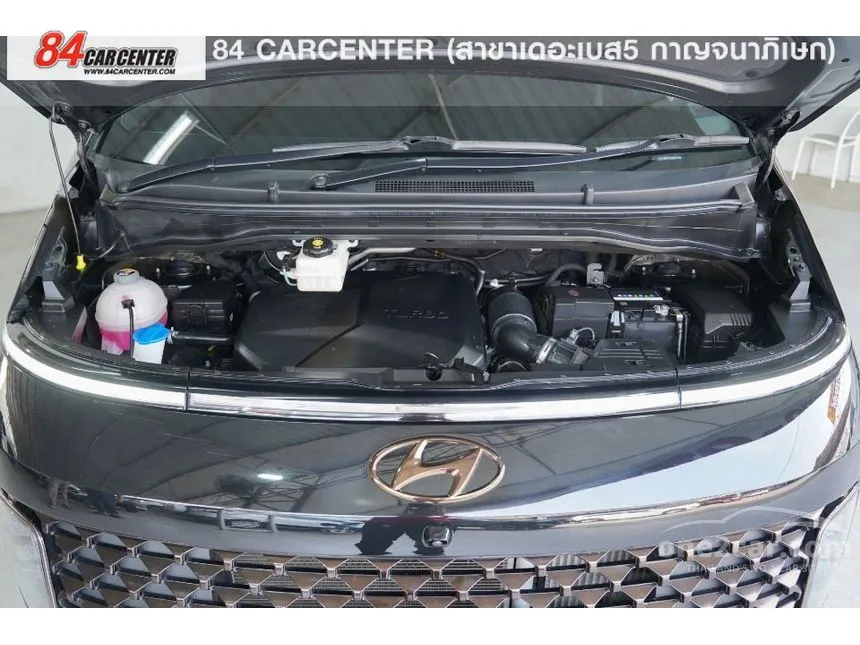2022 Hyundai Staria Premium Van