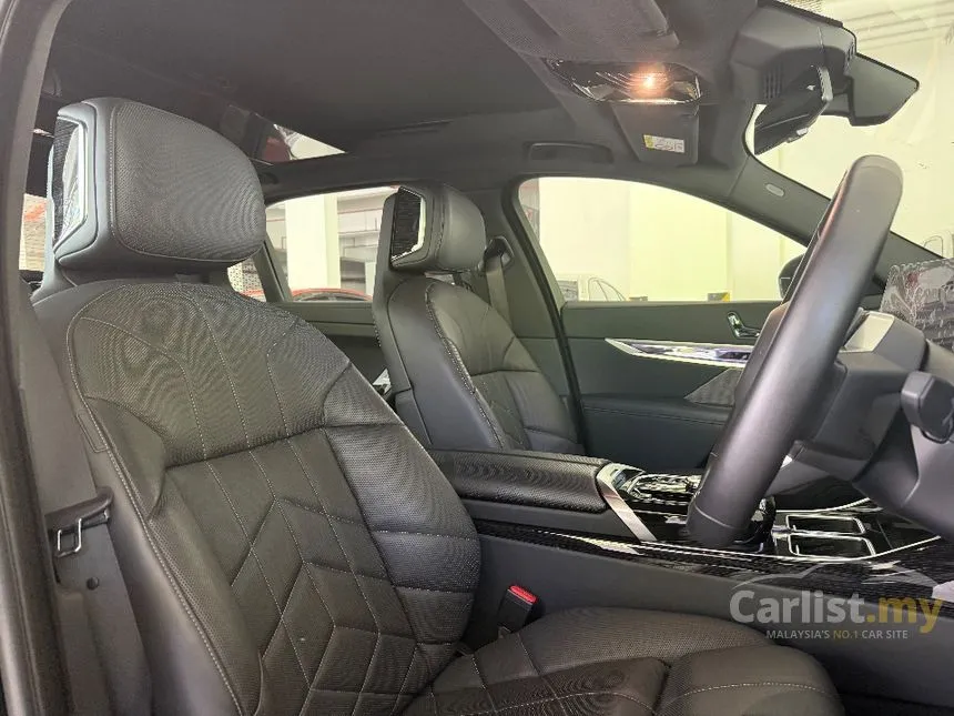 2023 BMW i7 xDrive60 M Sport Sedan