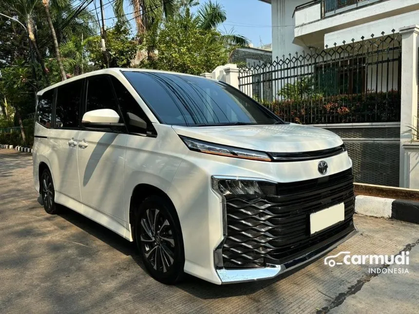 2023 Toyota Voxy Van Wagon