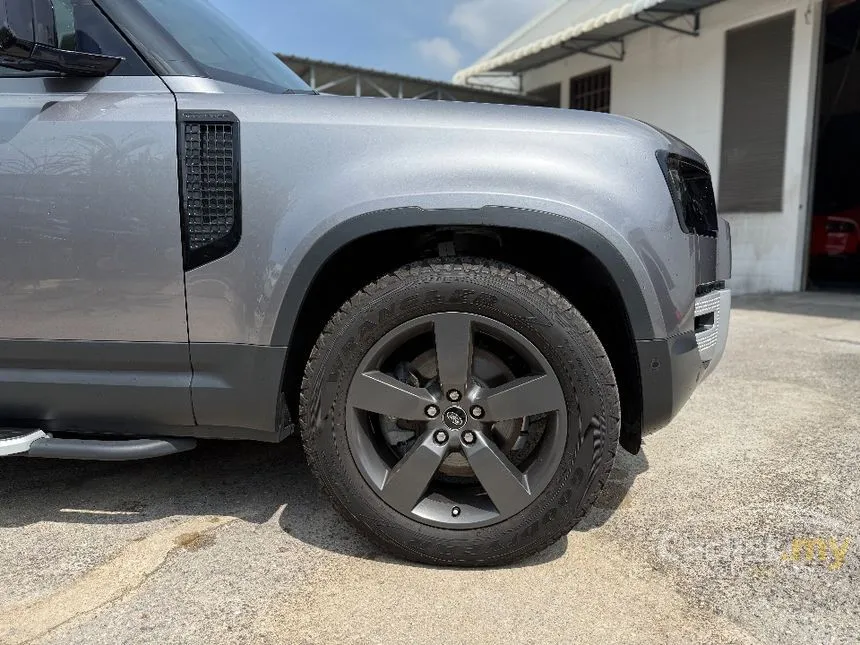 2023 Land Rover Defender 110 P300 SE SUV
