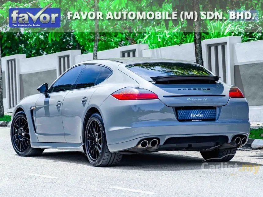2010 Porsche Panamera 4S Hatchback