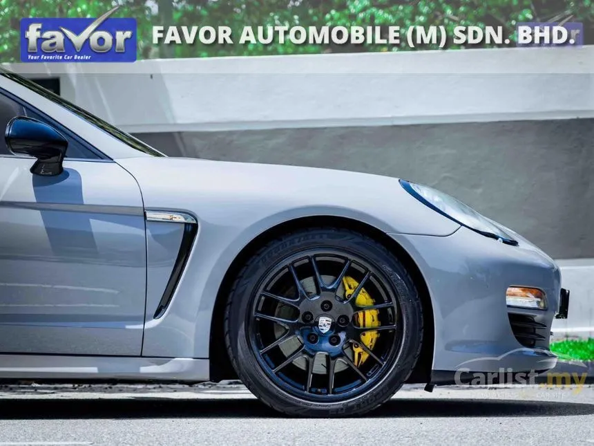 2010 Porsche Panamera 4S Hatchback