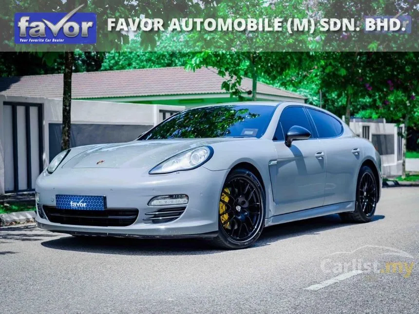 2010 Porsche Panamera 4S Hatchback