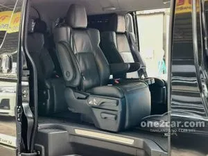 2019 Toyota VENTURY 3.0 V Van